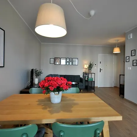 Oliva Ii Olivia Business Centre & Alchemia Appartement *