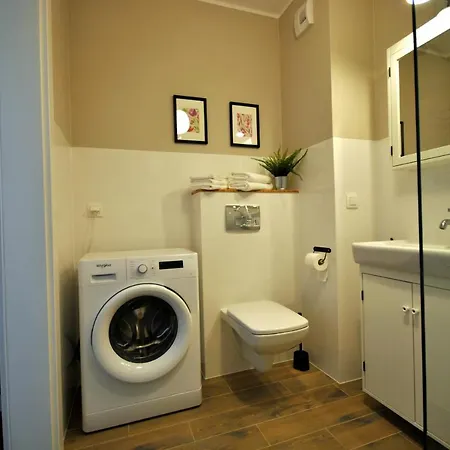 Oliva Ii Olivia Business Centre & Alchemia Апартаменты *